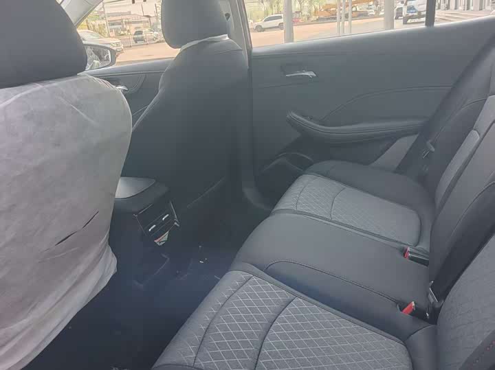 Roewe i5 2026 2026款 1.5L 手动舒享版