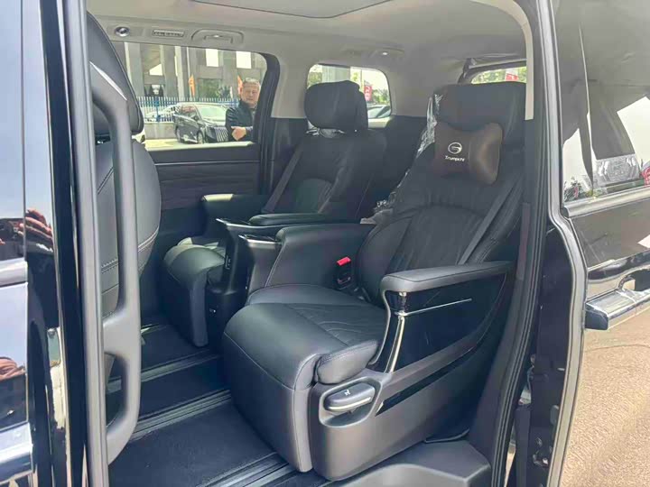 Фото 4 - GAC Trumpchi M8