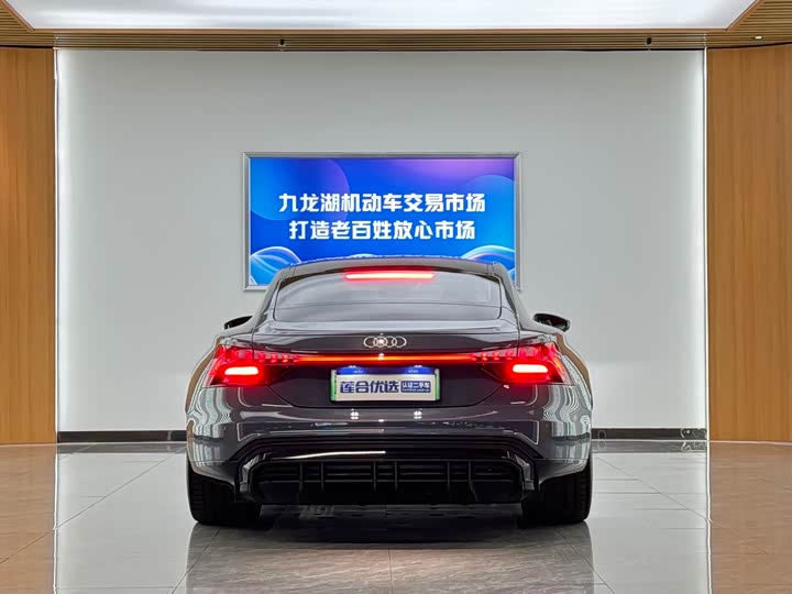 Audi e-tron GT 2023 2023款 基本型