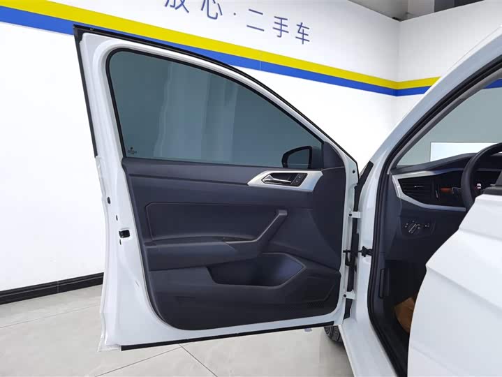 Volkswagen Polo 2023 2023款 Plus 1.5L 自动炫彩科技版