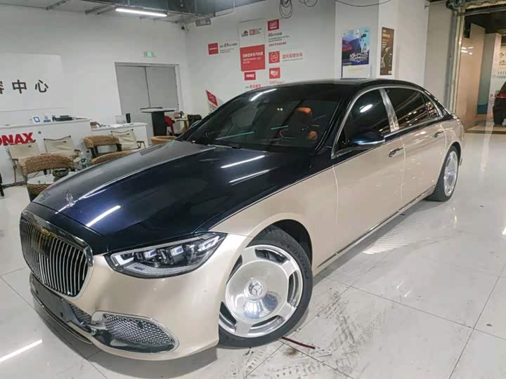 Фото 1 - Mercedes-Benz Maybach S-Class