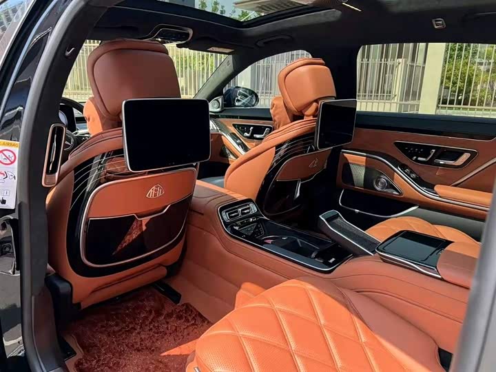 Фото 5 - Mercedes-Benz Maybach S-Class