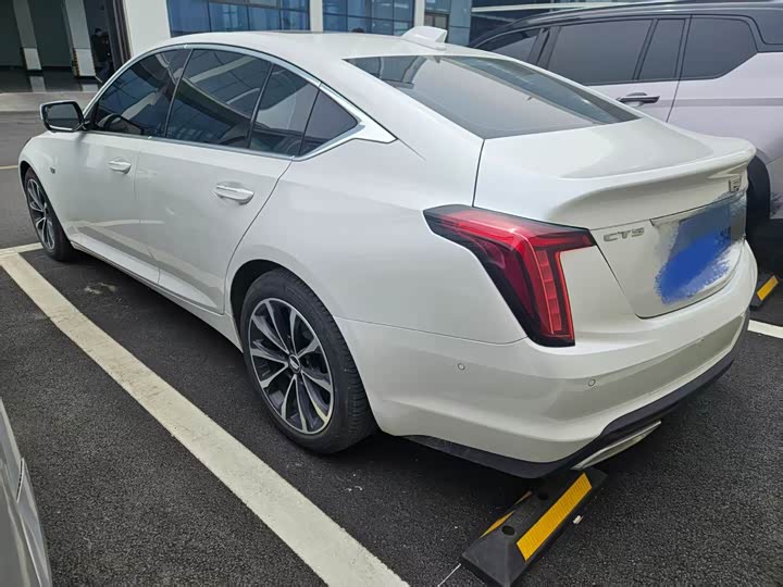 Cadillac CT5 2025 2025款 28T 城市运动版