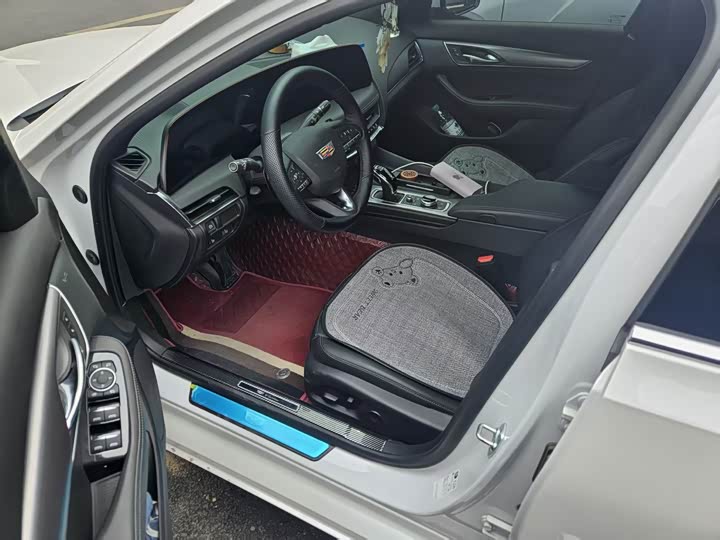 Cadillac CT5 2025 2025款 28T 城市运动版