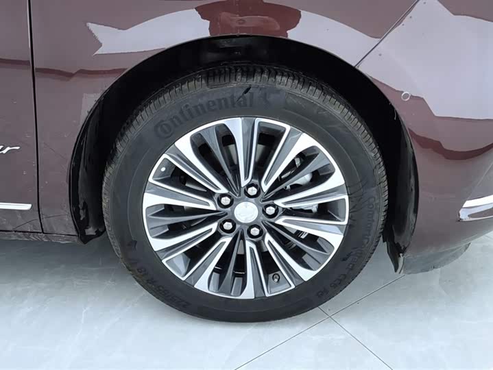 Photo 6 - Buick GL8 ES