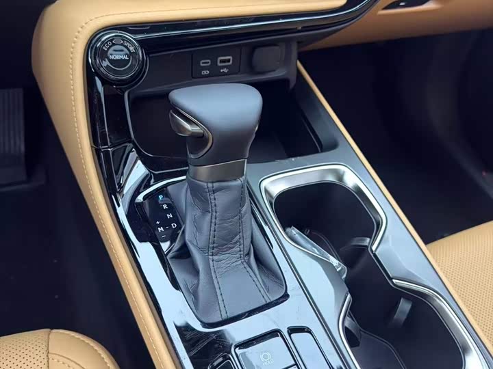 Lexus NX 2025 2025款 200 FUN