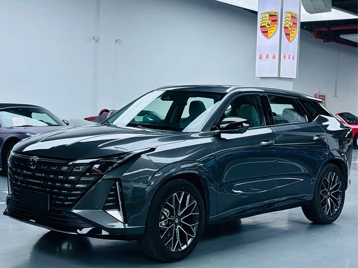 Changan UNI-Z 2025 2025款 1.5T 尊贵型