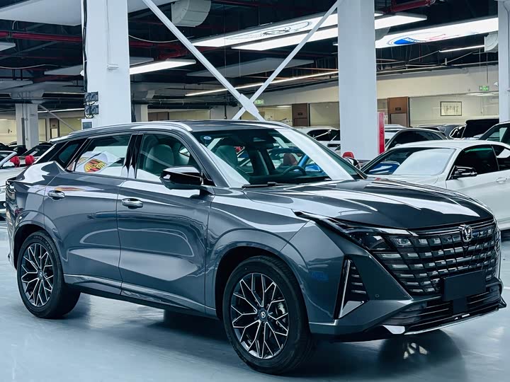 Changan UNI-Z 2025 2025款 1.5T 尊贵型