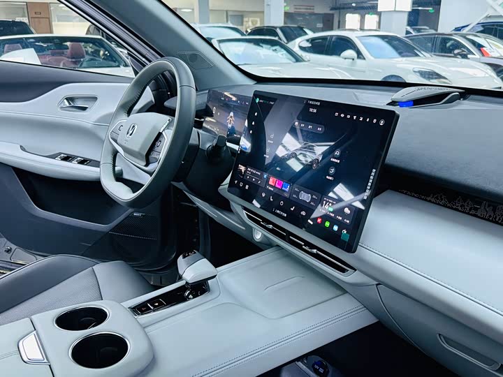 Changan UNI-Z 2025 2025款 1.5T 尊贵型