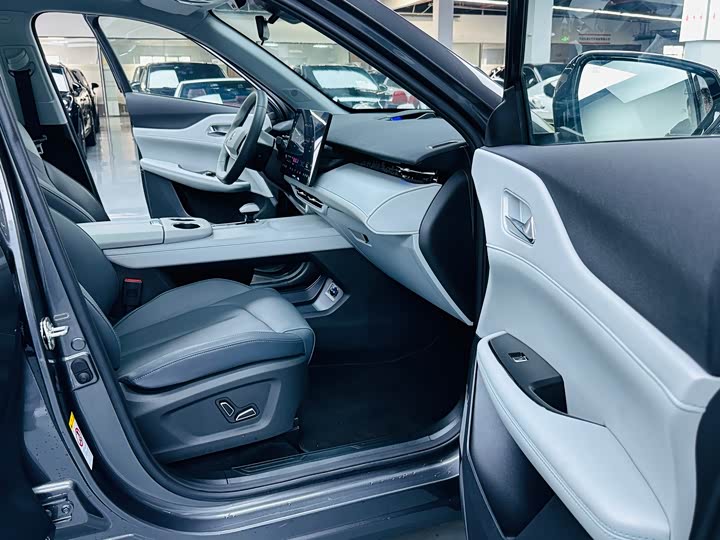 Changan UNI-Z 2025 2025款 1.5T 尊贵型