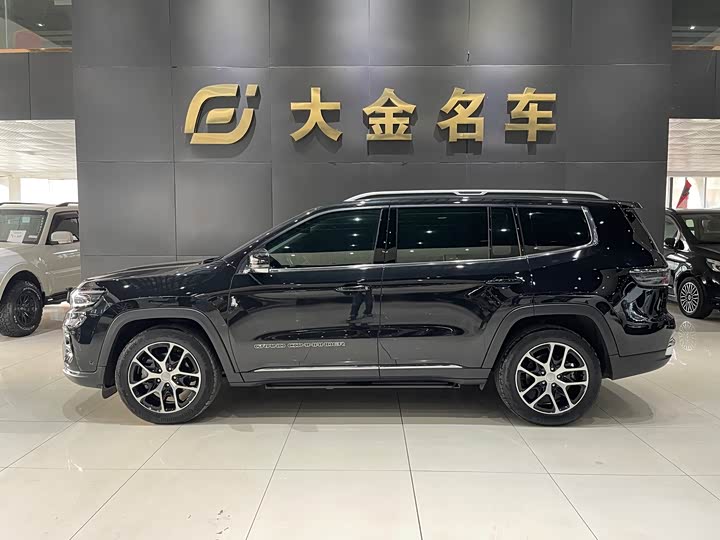 Jeep Grand Commander 2022 2022款 2.0T 四驱豪华版