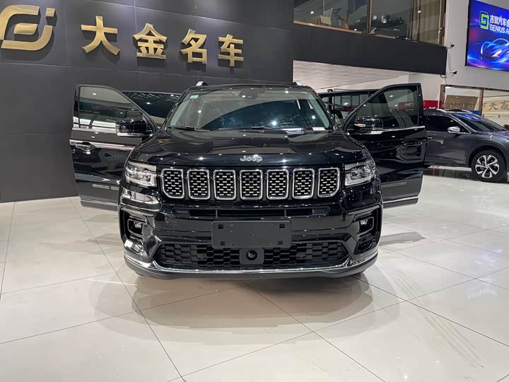 Jeep Grand Commander 2022 2022款 2.0T 四驱豪华版