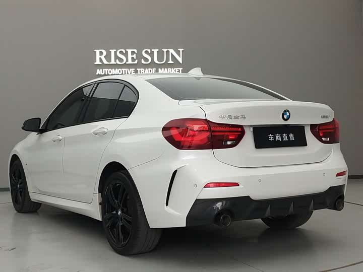 Фото 8 - BMW 1 Series