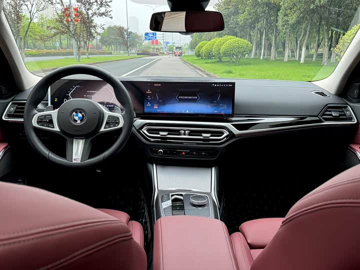 Zdjęcie 7 - BMW 3 Series