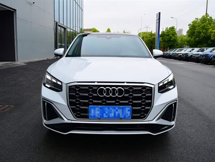 Zdjęcie 2 - Audi Q2L
