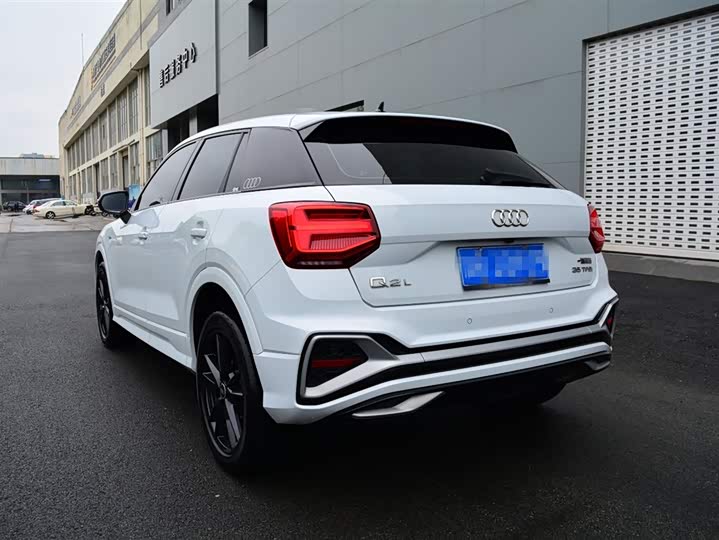 Zdjęcie 5 - Audi Q2L