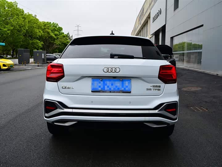 Zdjęcie 6 - Audi Q2L