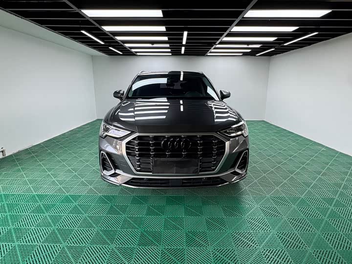 Zdjęcie 2 - Audi Q3