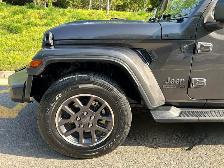 Jeep Wrangler 2021 2021款 2.0T 80周年纪念版