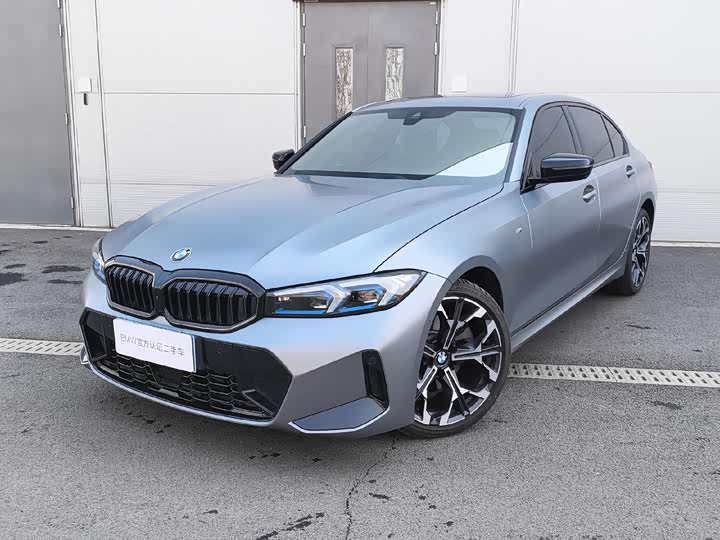 Фото 1 - BMW 3 Series