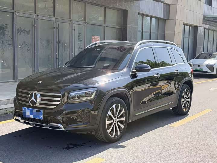 Фото 1 - Mercedes-Benz GLB-Class