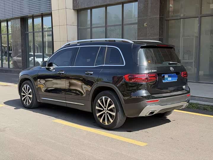 Фото 4 - Mercedes-Benz GLB-Class