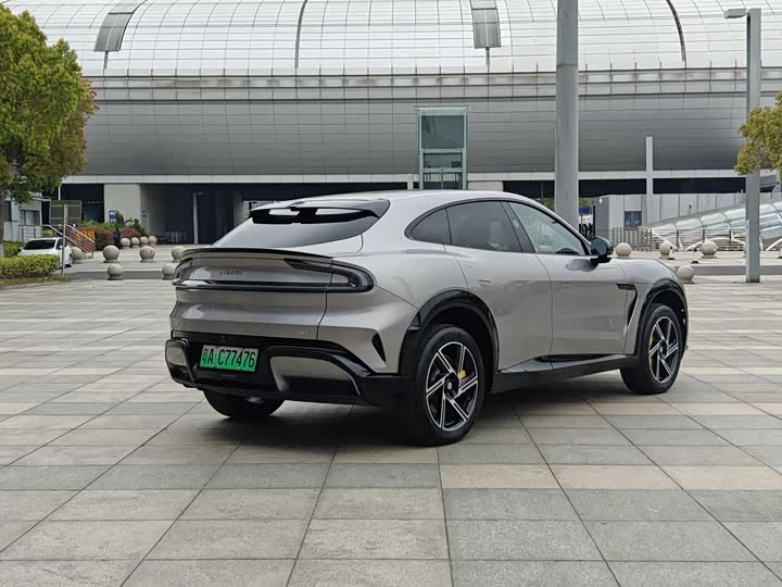 2025 Xiaomi YU7