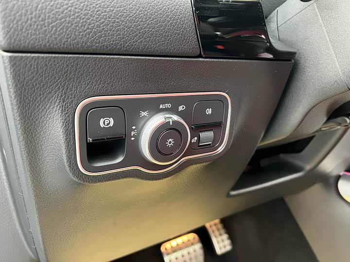 Mercedes-Benz GLA-Class AMG 2023 2023款 AMG GLA 35 4MATIC