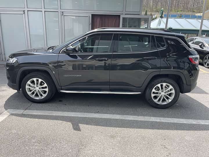 Jeep Compass 2020 2020款 220T 自动精英版