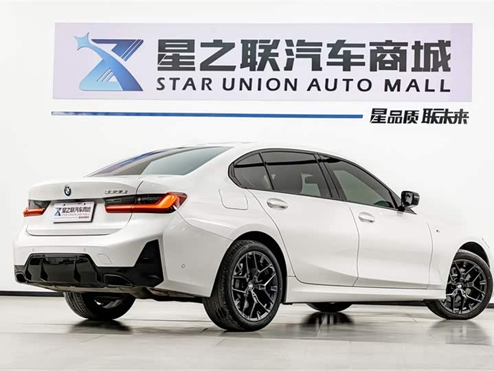 BMW 3 Series 2025 2025款 330Li M运动曜夜套装