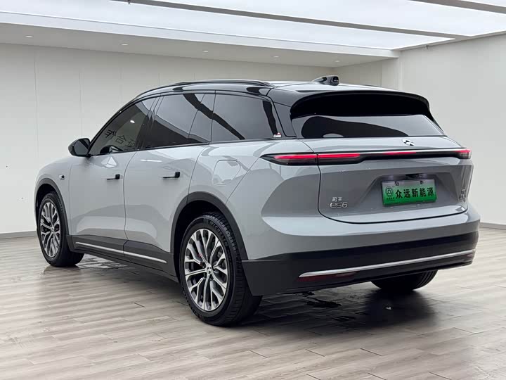 Фото 7 - Nio ES6