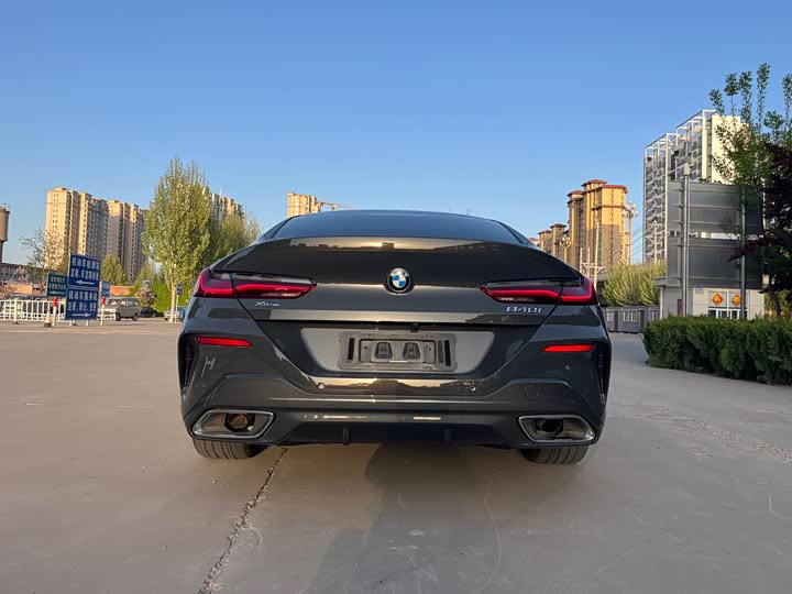 BMW 8 Series 2022 2022款 840i xDrive 四门轿跑车 M运动套装