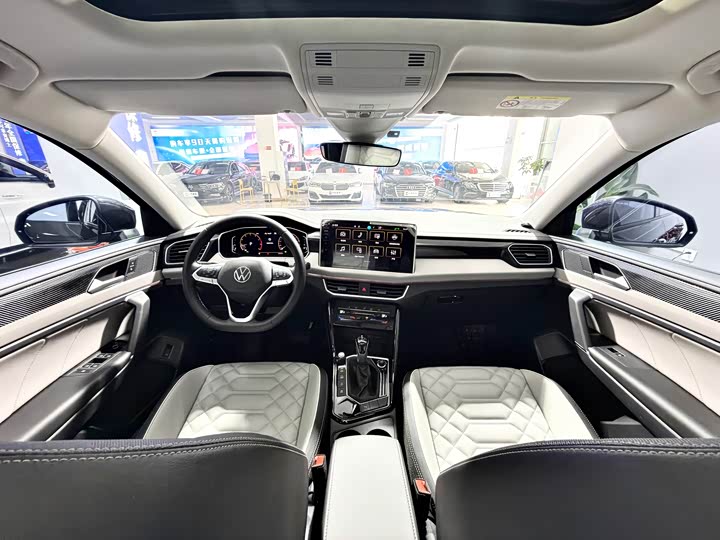 Volkswagen Tayron 2024 2024款 330TSI 两驱豪华Plus进阶版