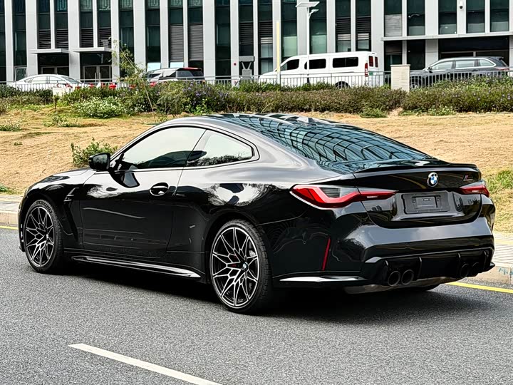 BMW M4 2023 2023款 M4双门轿跑车 雷霆版