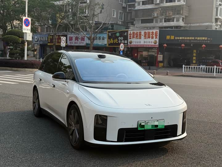 LiXiang i8 2025 2025款 标准版