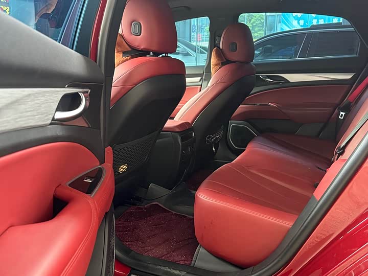 Geely Emgrand GT 2021 2021款 1.8T 国风版
