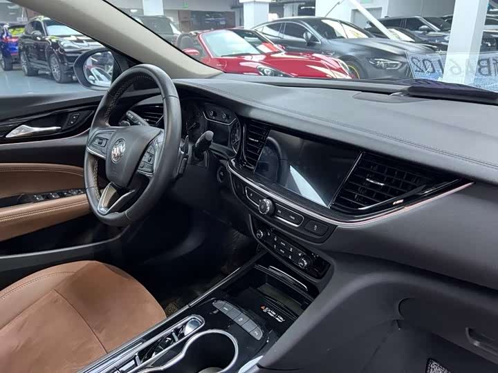 Фото 7 - Buick Regal