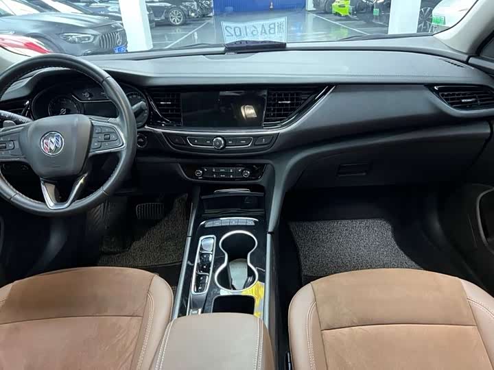Фото 9 - Buick Regal