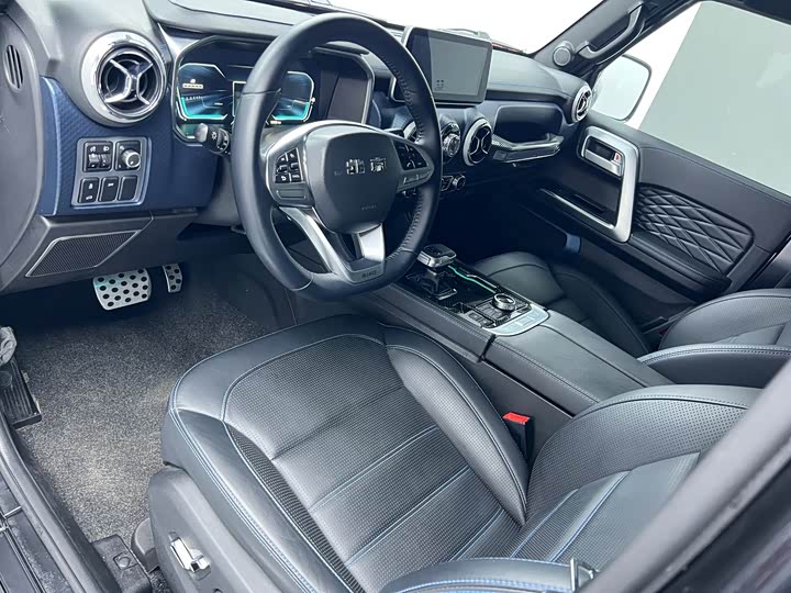 BAIC Beijing BJ40 2021 2021款 2.0D 自动四驱刀锋英雄版侠客型（前后电控锁）