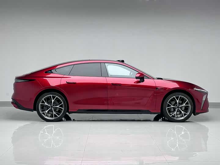 2025 Exeed Sterra ES