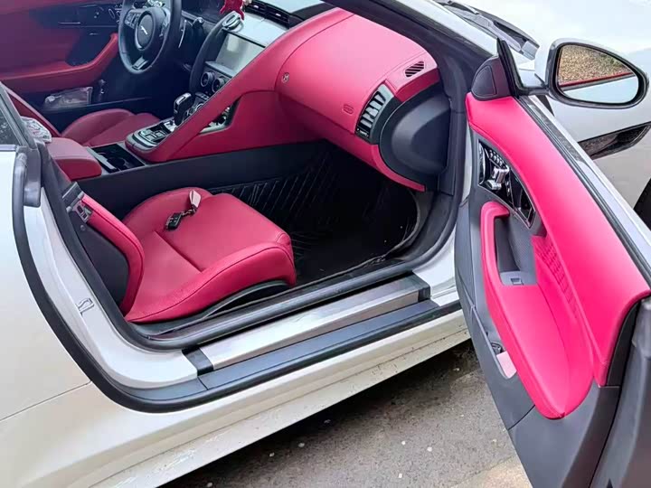Jaguar F-Type 2024 2024款 P300 75周年典藏硬顶版