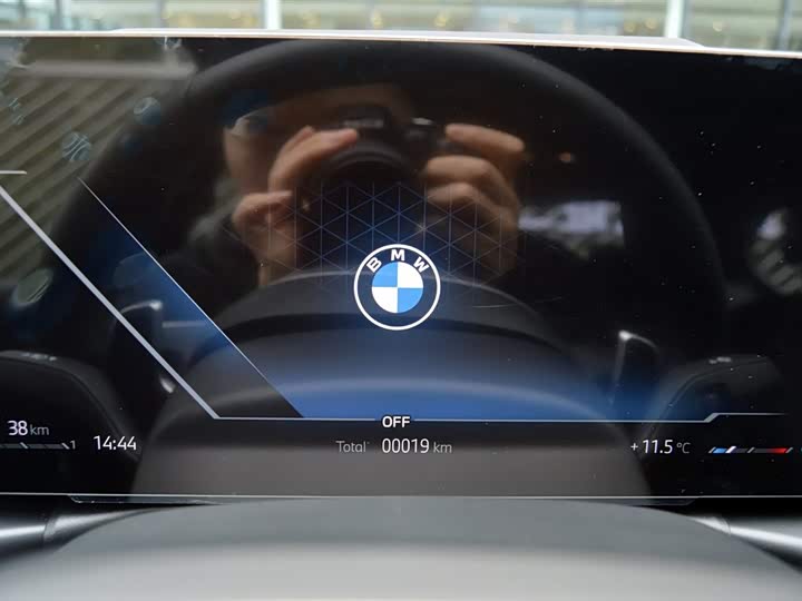 Фото 9 - BMW 3 Series