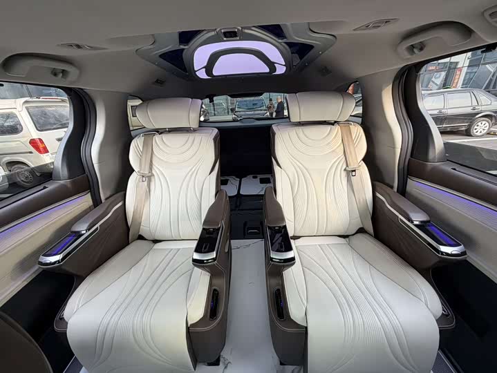 Toyota Sienna 2024 2024款 2.5L混动 豪华版