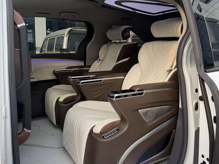 Toyota Sienna 2024 2024款 2.5L混动 豪华版