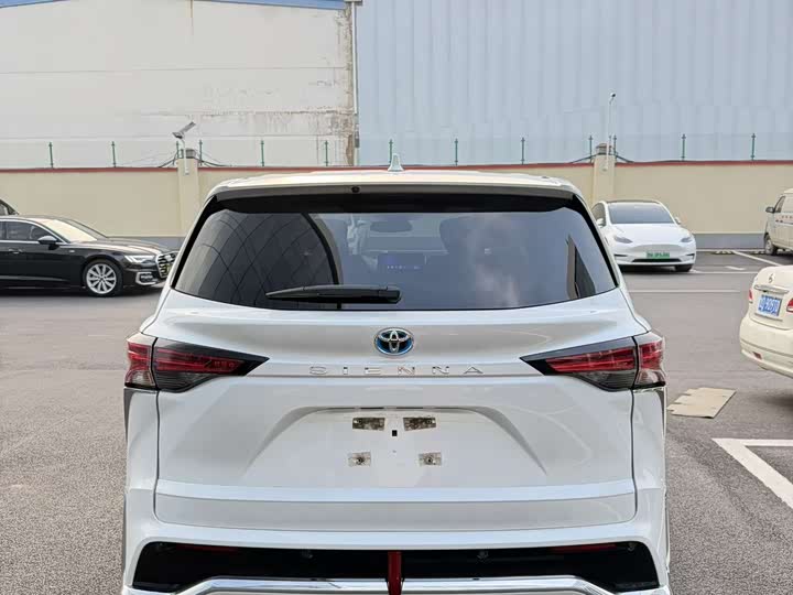 Toyota Sienna 2024 2024款 2.5L混动 豪华版