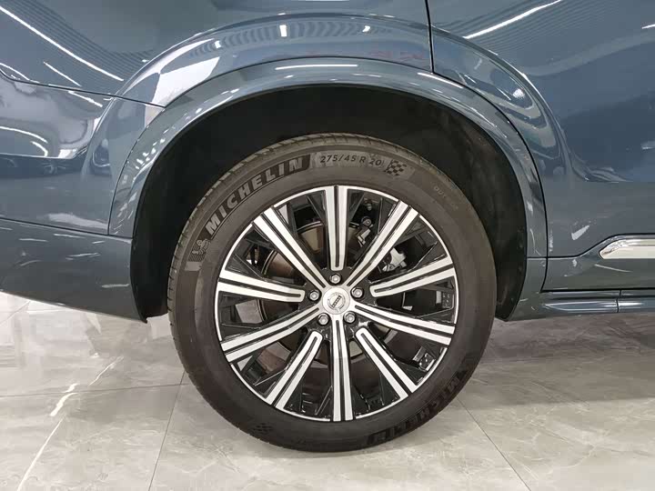 Volvo XC90 2024 2024款 B6 智逸豪华版 7座