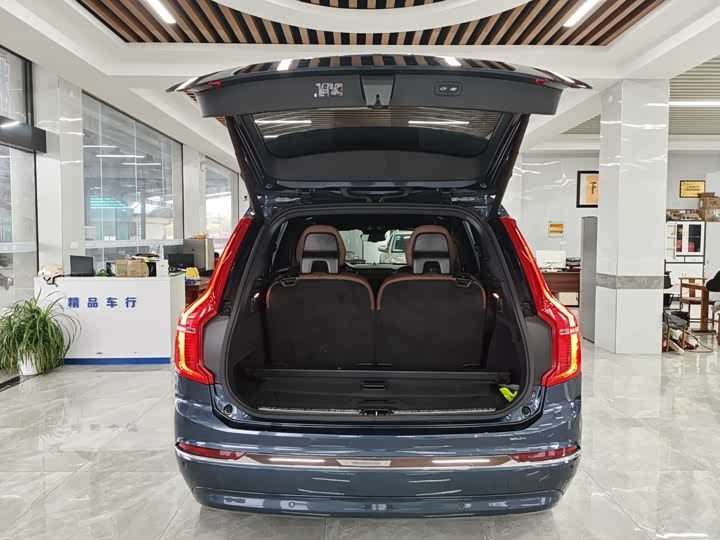 Volvo XC90 2024 2024款 B6 智逸豪华版 7座