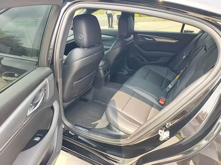Cadillac CT5 2025 2025款 28T 城市运动版