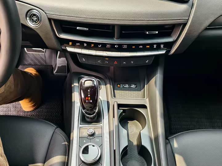 Cadillac CT5 2025 2025款 28T 城市运动版