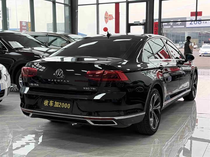 Фото 8 - Volkswagen Magotan